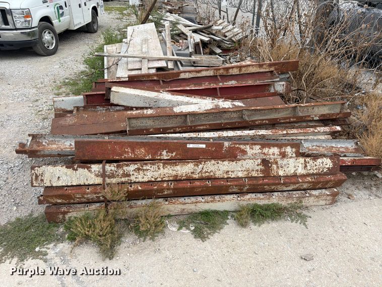 image for item FU4520 Miscellaneous concrete forms