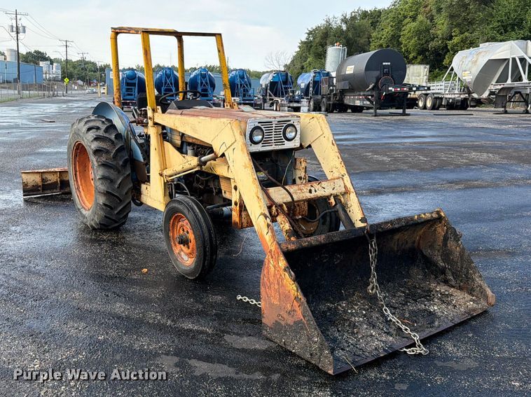 image for item FU4521 Long 1563 tractor