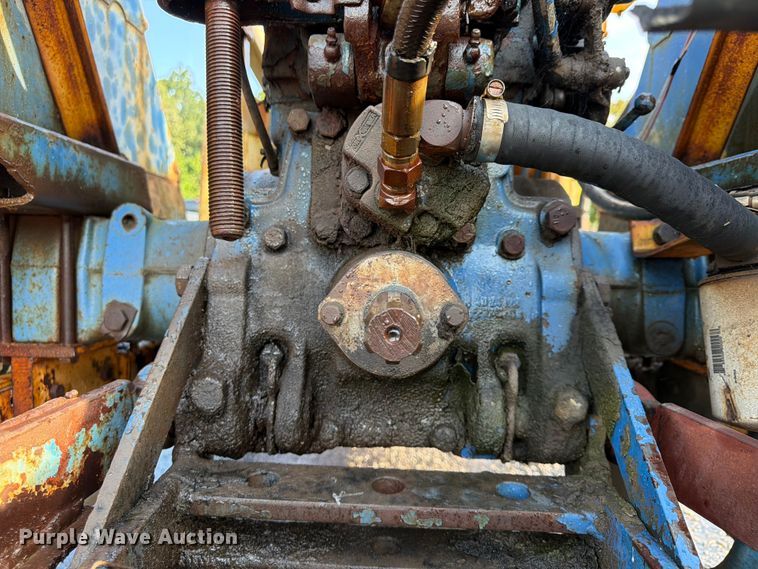image for item FU4521 Long 1563 tractor