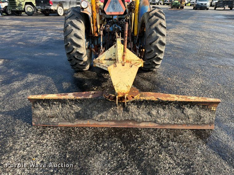 image for item FU4521 Long 1563 tractor