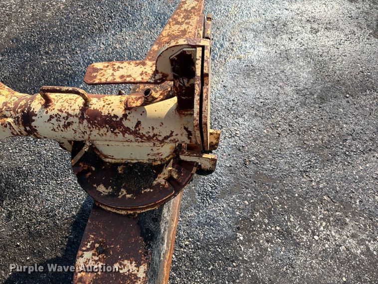 image for item FU4521 Long 1563 tractor