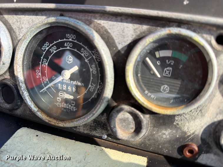 image for item FU4521 Long 1563 tractor
