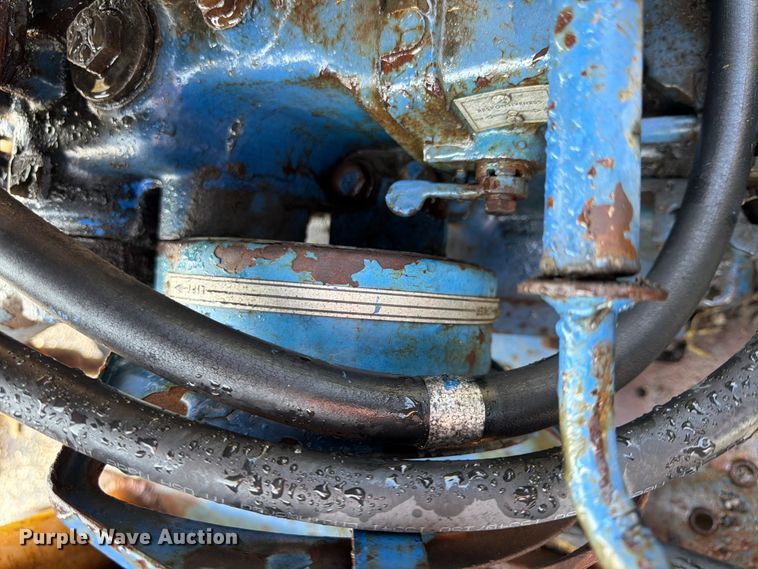 image for item FU4521 Long 1563 tractor
