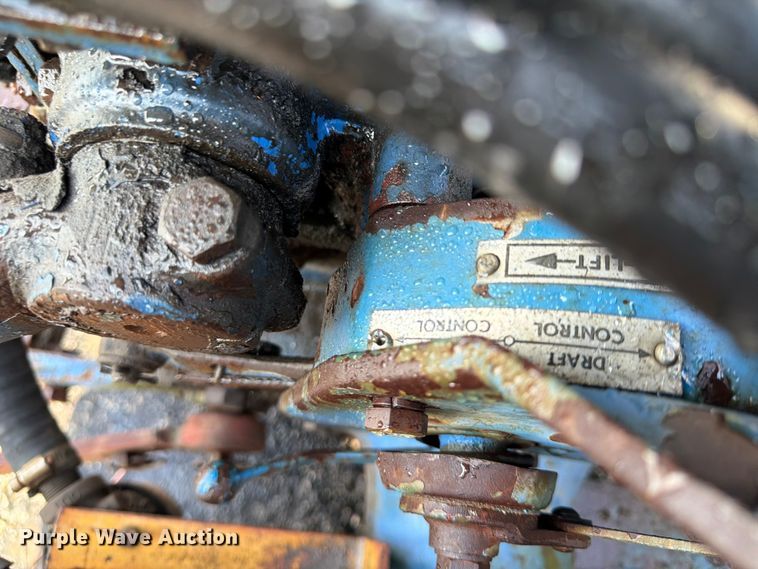 image for item FU4521 Long 1563 tractor