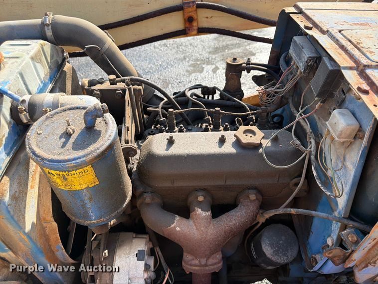 image for item FU4521 Long 1563 tractor