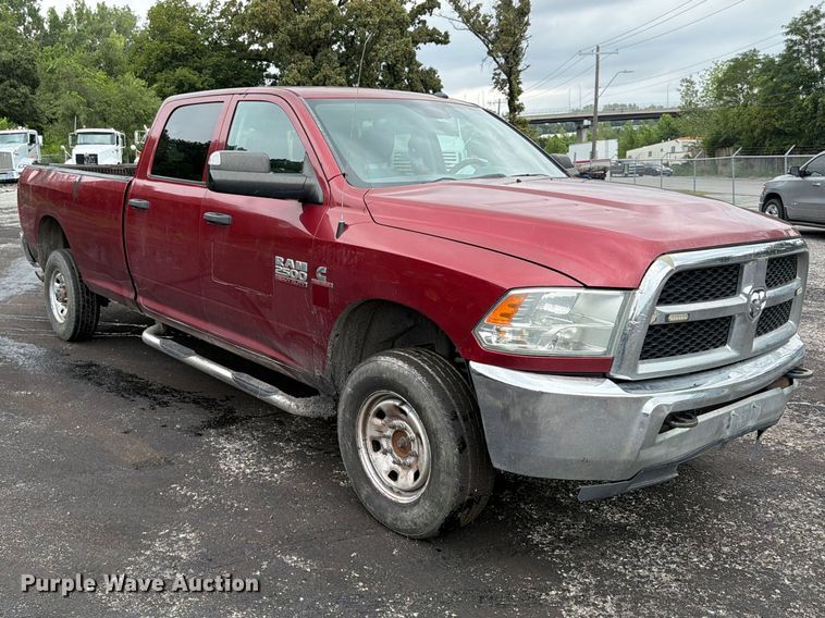 image for item FU4527 2015 RAM 2500 Crew Cab pickup truck