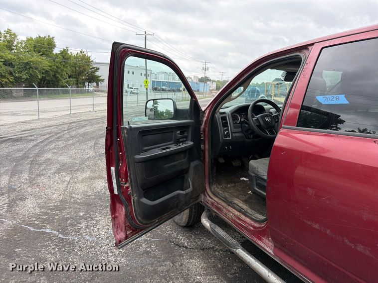 image for item FU4527 2015 RAM 2500 Crew Cab pickup truck