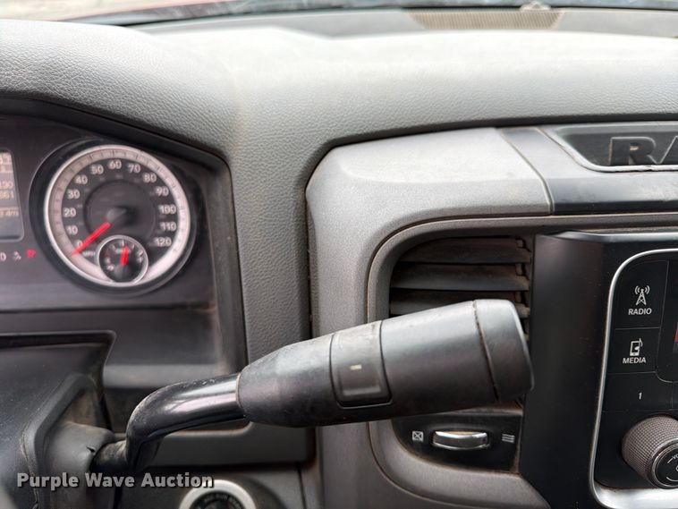 image for item FU4527 2015 RAM 2500 Crew Cab pickup truck