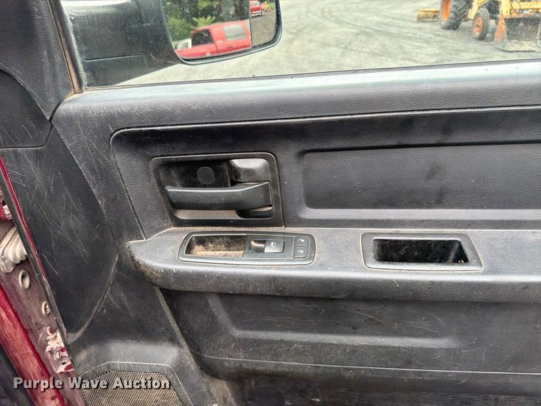 image for item FU4527 2015 RAM 2500 Crew Cab pickup truck