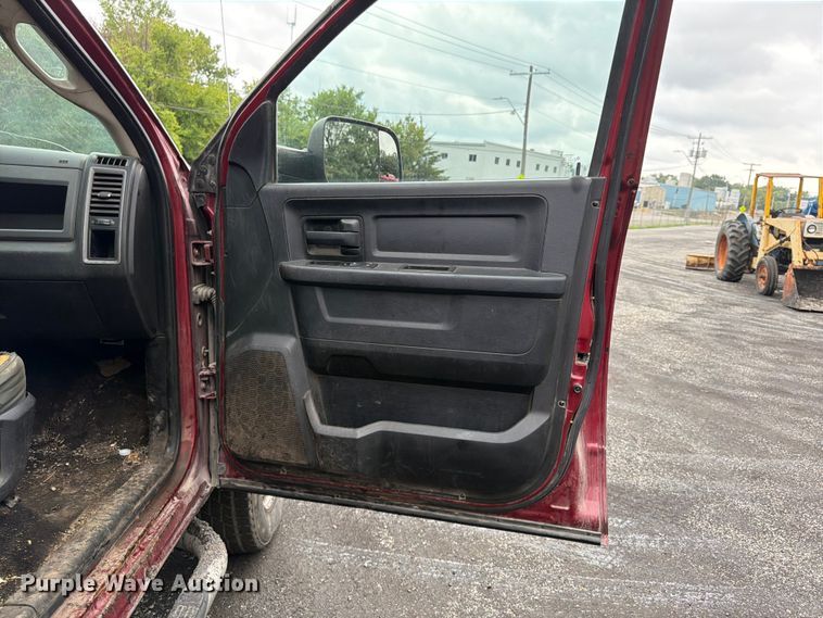 image for item FU4527 2015 RAM 2500 Crew Cab pickup truck