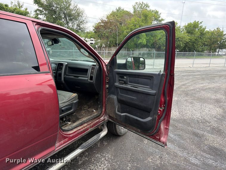 image for item FU4527 2015 RAM 2500 Crew Cab pickup truck