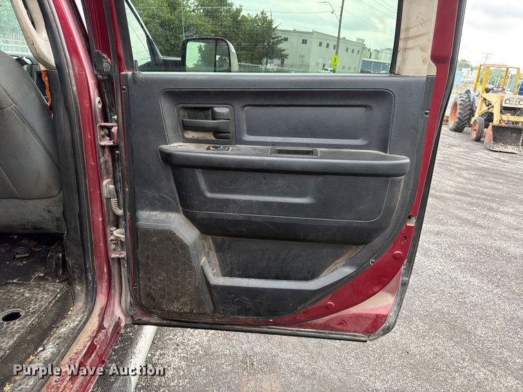 image for item FU4527 2015 RAM 2500 Crew Cab pickup truck