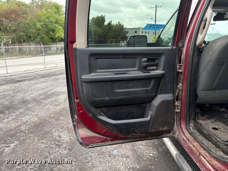 image for item FU4527 2015 RAM 2500 Crew Cab pickup truck