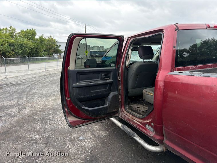 image for item FU4527 2015 RAM 2500 Crew Cab pickup truck