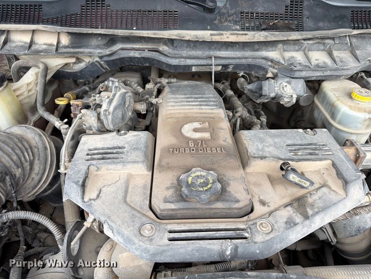 image for item FU4527 2015 RAM 2500 Crew Cab pickup truck