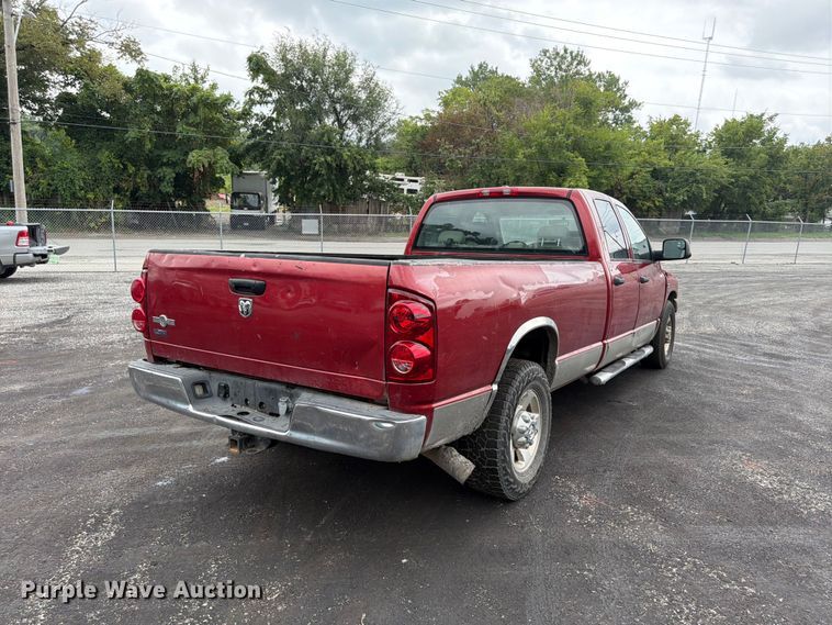 image for item FU4528 2008 Dodge Ram 3500 Ext. Cab pickup truck