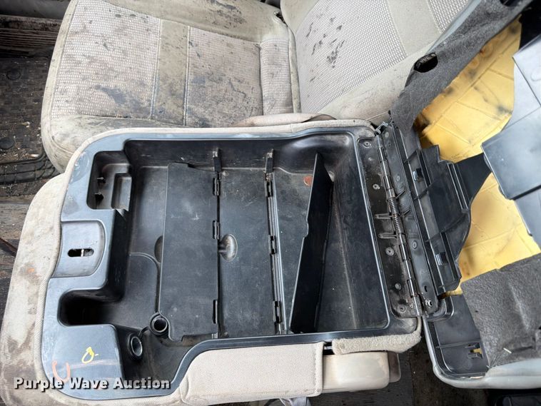 image for item FU4528 2008 Dodge Ram 3500 Ext. Cab pickup truck