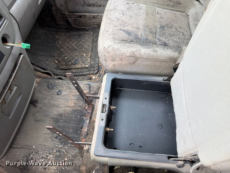 image for item FU4528 2008 Dodge Ram 3500 Ext. Cab pickup truck