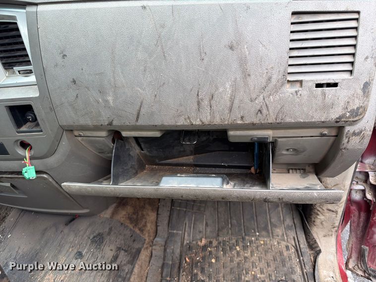 image for item FU4528 2008 Dodge Ram 3500 Ext. Cab pickup truck