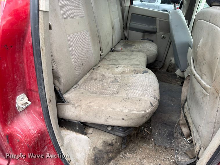 image for item FU4528 2008 Dodge Ram 3500 Ext. Cab pickup truck