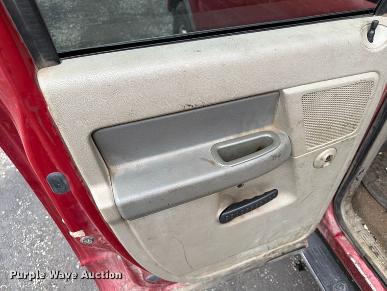 image for item FU4528 2008 Dodge Ram 3500 Ext. Cab pickup truck