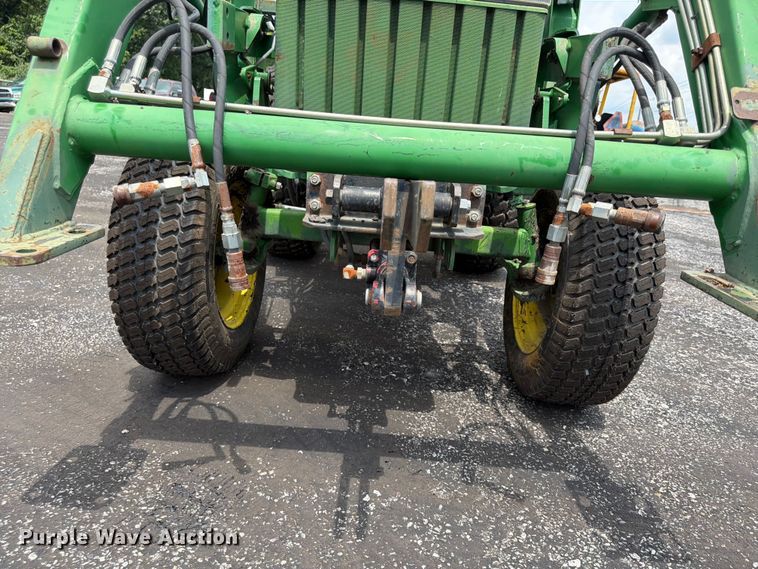 image for item FU4529 John Deere 790 tractor