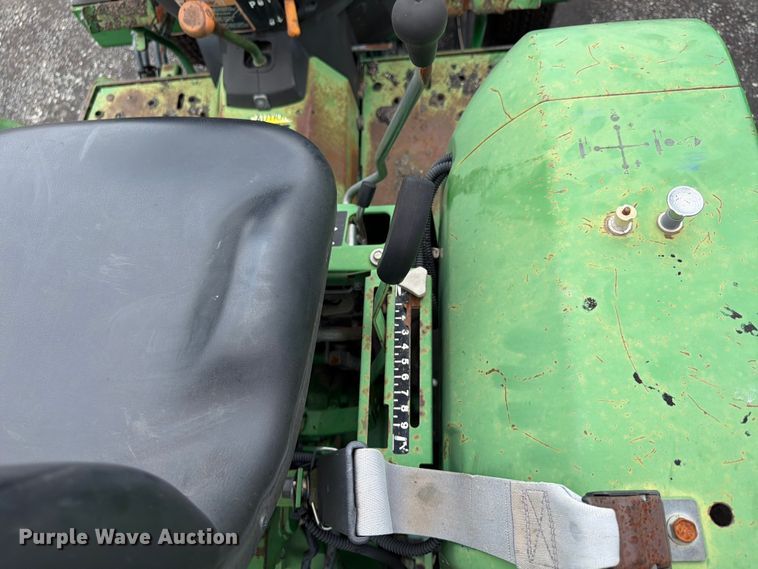 image for item FU4529 John Deere 790 tractor