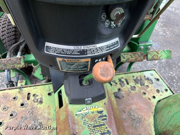 image for item FU4529 John Deere 790 tractor
