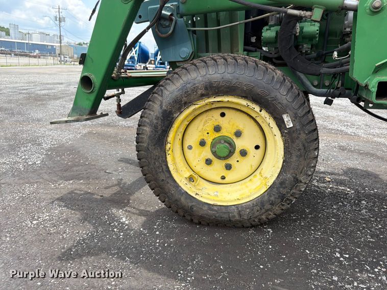 image for item FU4529 John Deere 790 tractor
