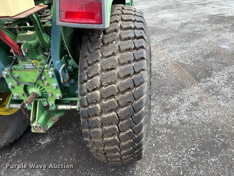 image for item FU4529 John Deere 790 tractor