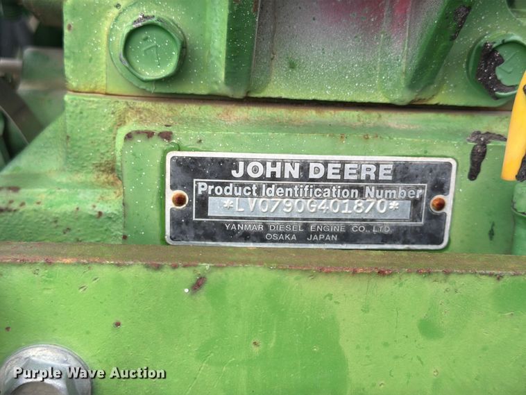 image for item FU4529 John Deere 790 tractor