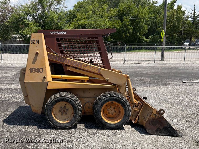 image for item FU4533 Case 1840 skid steer loader