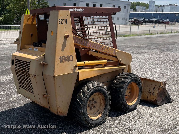 image for item FU4533 Case 1840 skid steer loader