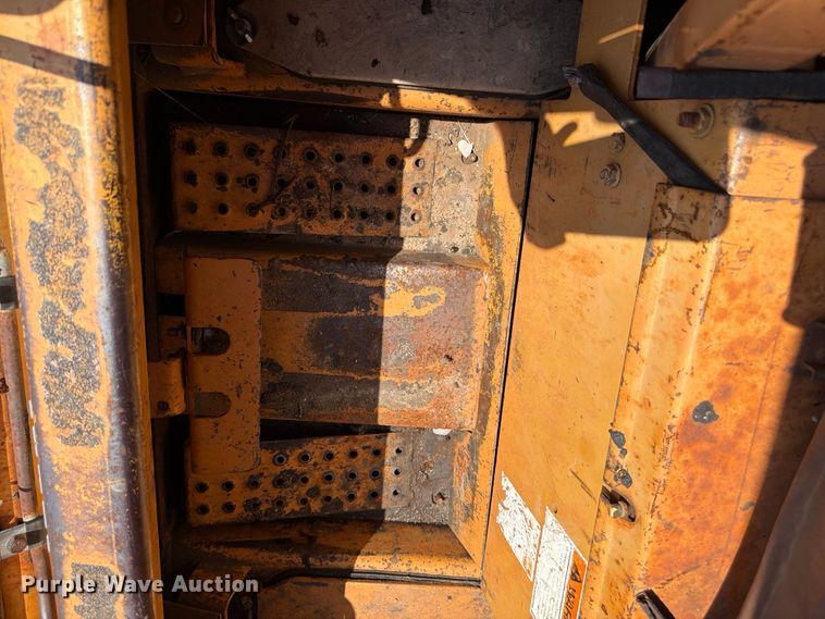 image for item FU4533 Case 1840 skid steer loader