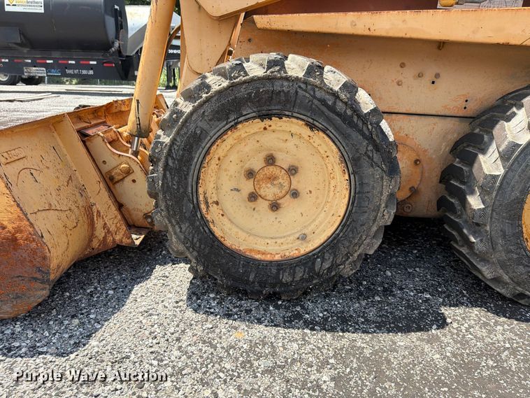 image for item FU4533 Case 1840 skid steer loader