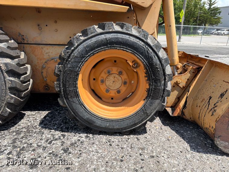 image for item FU4533 Case 1840 skid steer loader