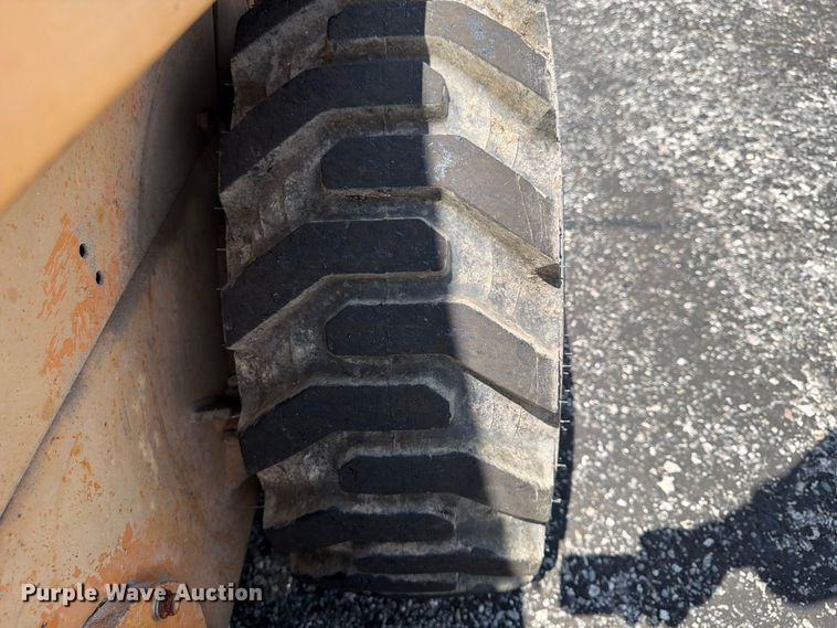 image for item FU4533 Case 1840 skid steer loader