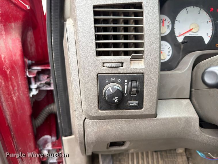 image for item FU4534 2006 Dodge Ram 2500 Crew Cab pickup truck