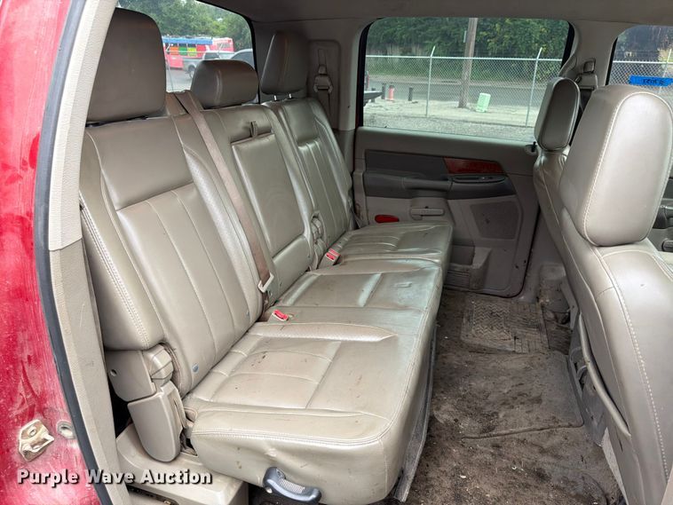 image for item FU4534 2006 Dodge Ram 2500 Crew Cab pickup truck