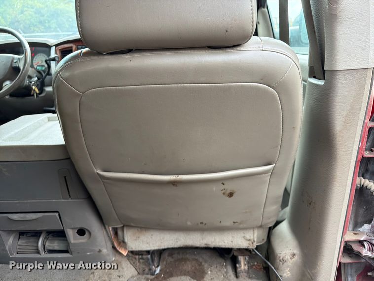 image for item FU4534 2006 Dodge Ram 2500 Crew Cab pickup truck