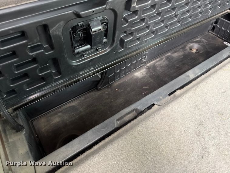 image for item FU4534 2006 Dodge Ram 2500 Crew Cab pickup truck