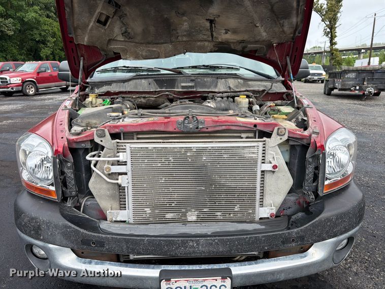 image for item FU4534 2006 Dodge Ram 2500 Crew Cab pickup truck