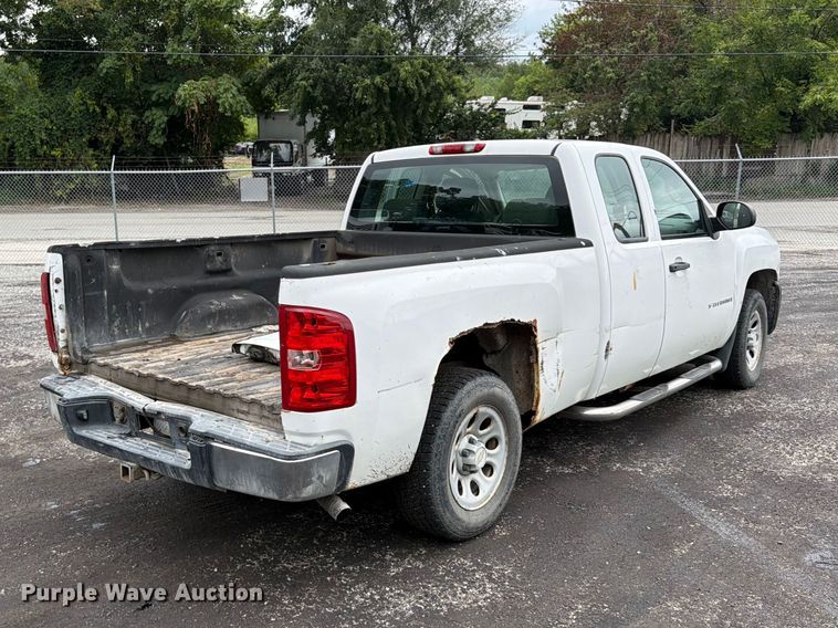 image for item FU4537 2009 Chevrolet Silverado 1500 Ext. Cab pickup truck