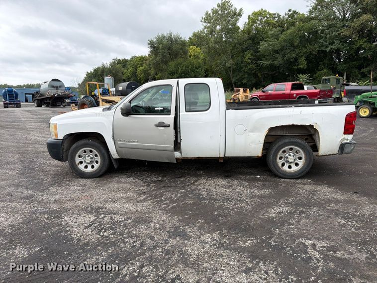 image for item FU4537 2009 Chevrolet Silverado 1500 Ext. Cab pickup truck