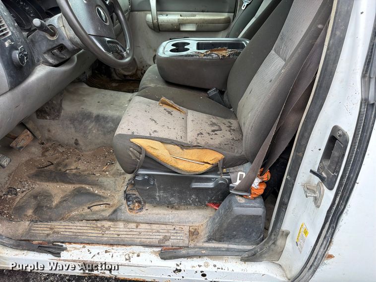 image for item FU4537 2009 Chevrolet Silverado 1500 Ext. Cab pickup truck