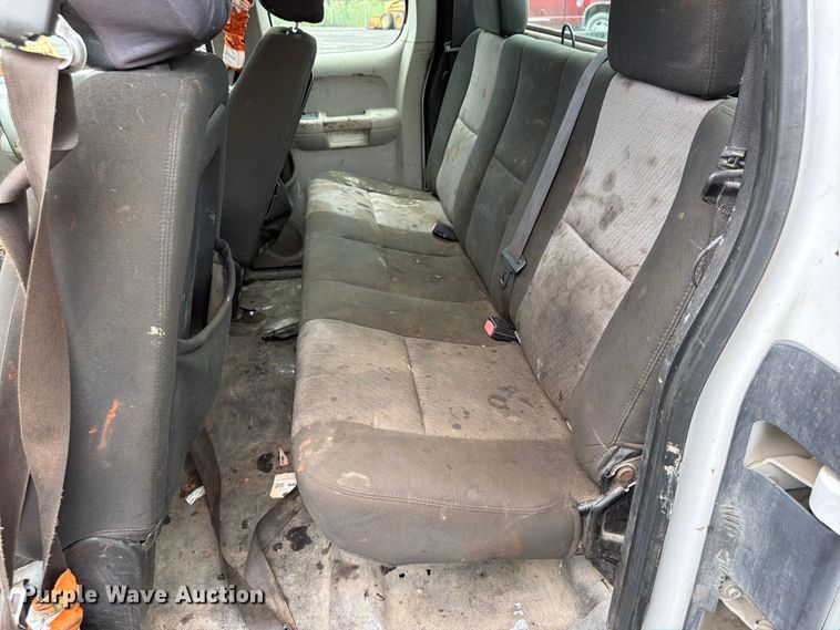 image for item FU4537 2009 Chevrolet Silverado 1500 Ext. Cab pickup truck