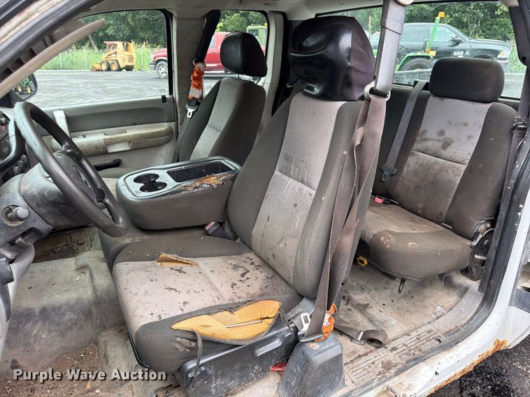 image for item FU4537 2009 Chevrolet Silverado 1500 Ext. Cab pickup truck
