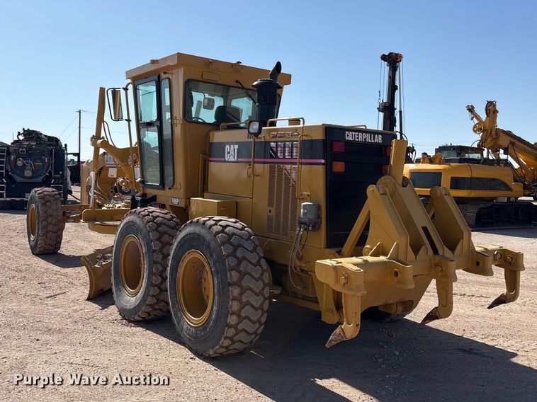 image for item JM9477 1999 Caterpillar 140H motor grader