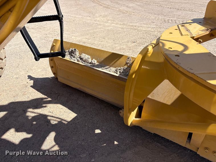 image for item JM9477 1999 Caterpillar 140H motor grader