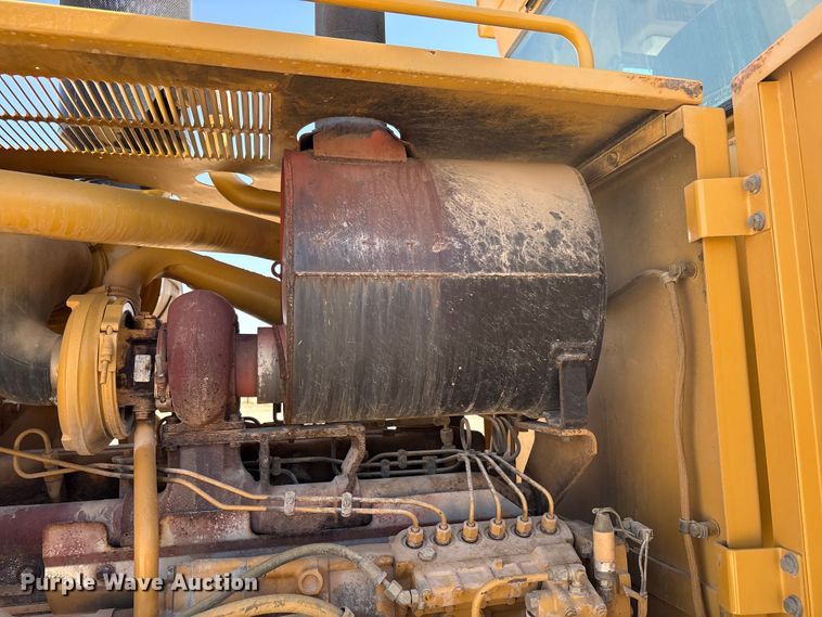 image for item JM9477 1999 Caterpillar 140H motor grader